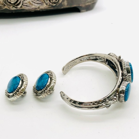 Vintage Ornate ART Turquoise Bracelet Earrings Set - Picture 6 of 16